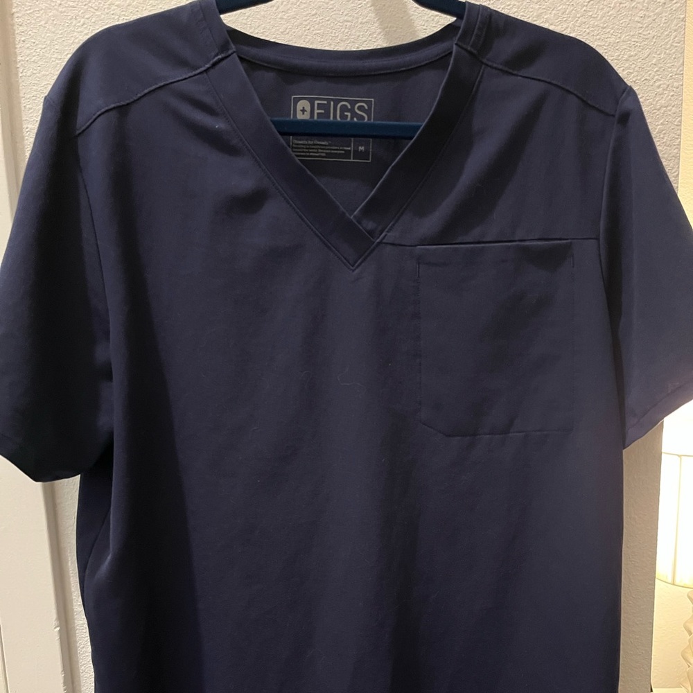 Mens FIGS scrub shirt